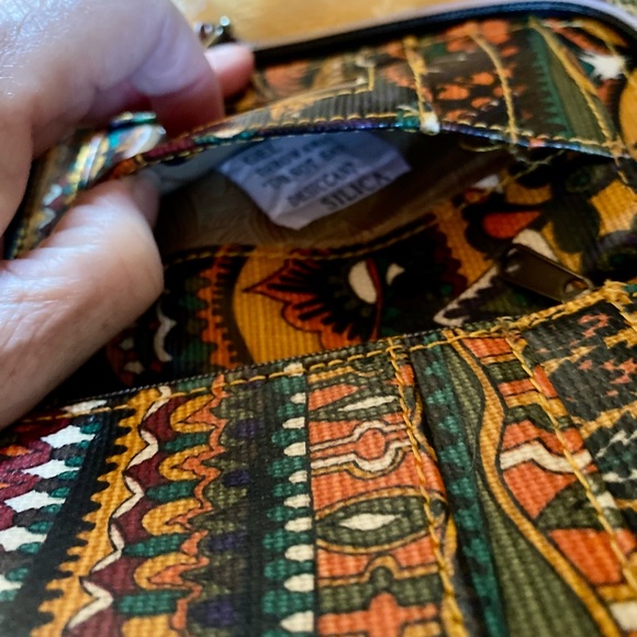 💥Sakroots Crossbody Wallet/Phone Case💥 NWOT - Picture 8 of 9